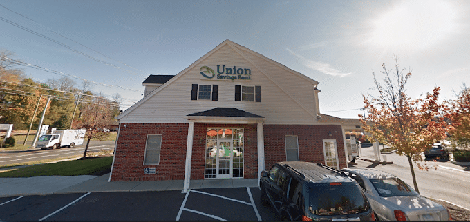 Exterior of Union Savings Bank branch located at 79 Stony Hill RoadBethel, CT 06801