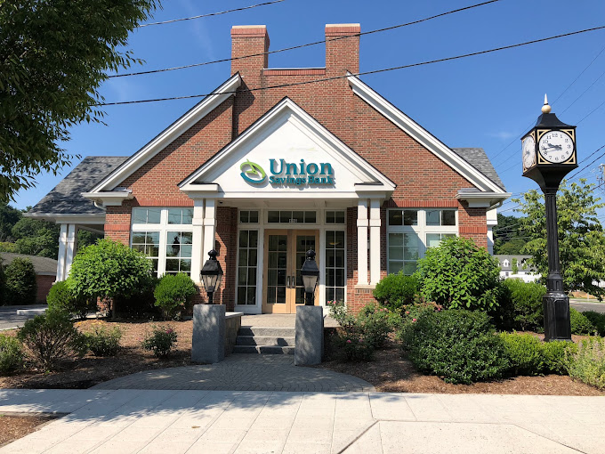Exterior of Union Savings Bank branch located at 116 Main StreetDanbury, CT 06810