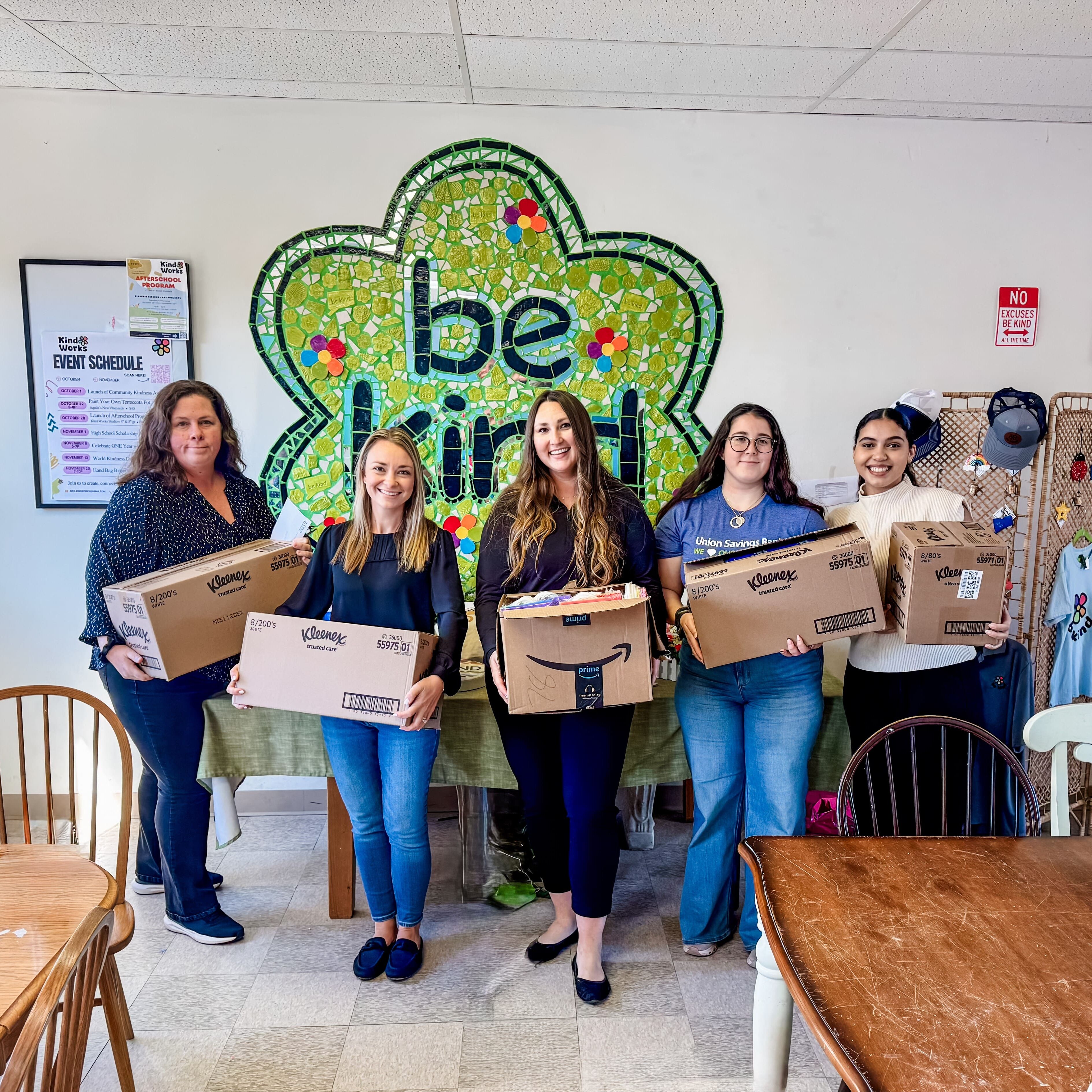 USB Team members give back