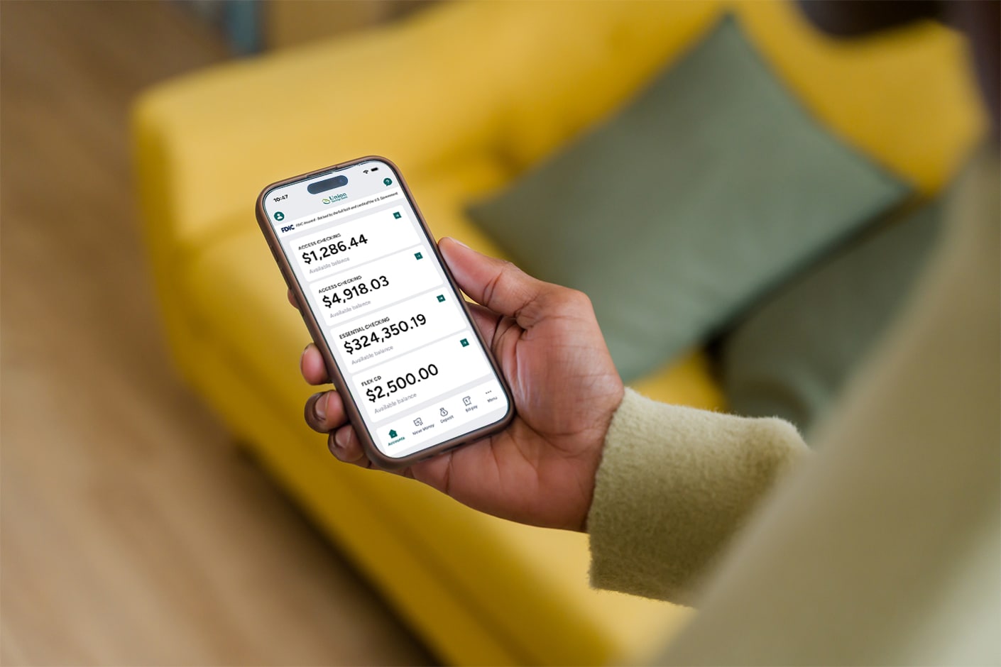 Get daily snapshots of your expenses